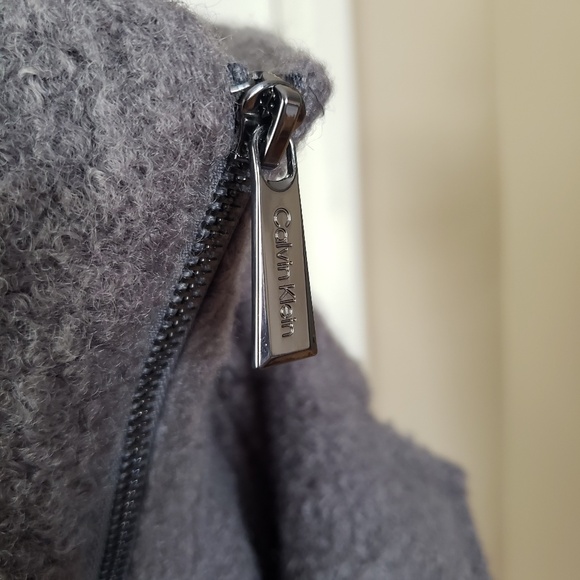 Calvin Klein Boucle Fleece Coat Size Small NEW! - Picture 4 of 15